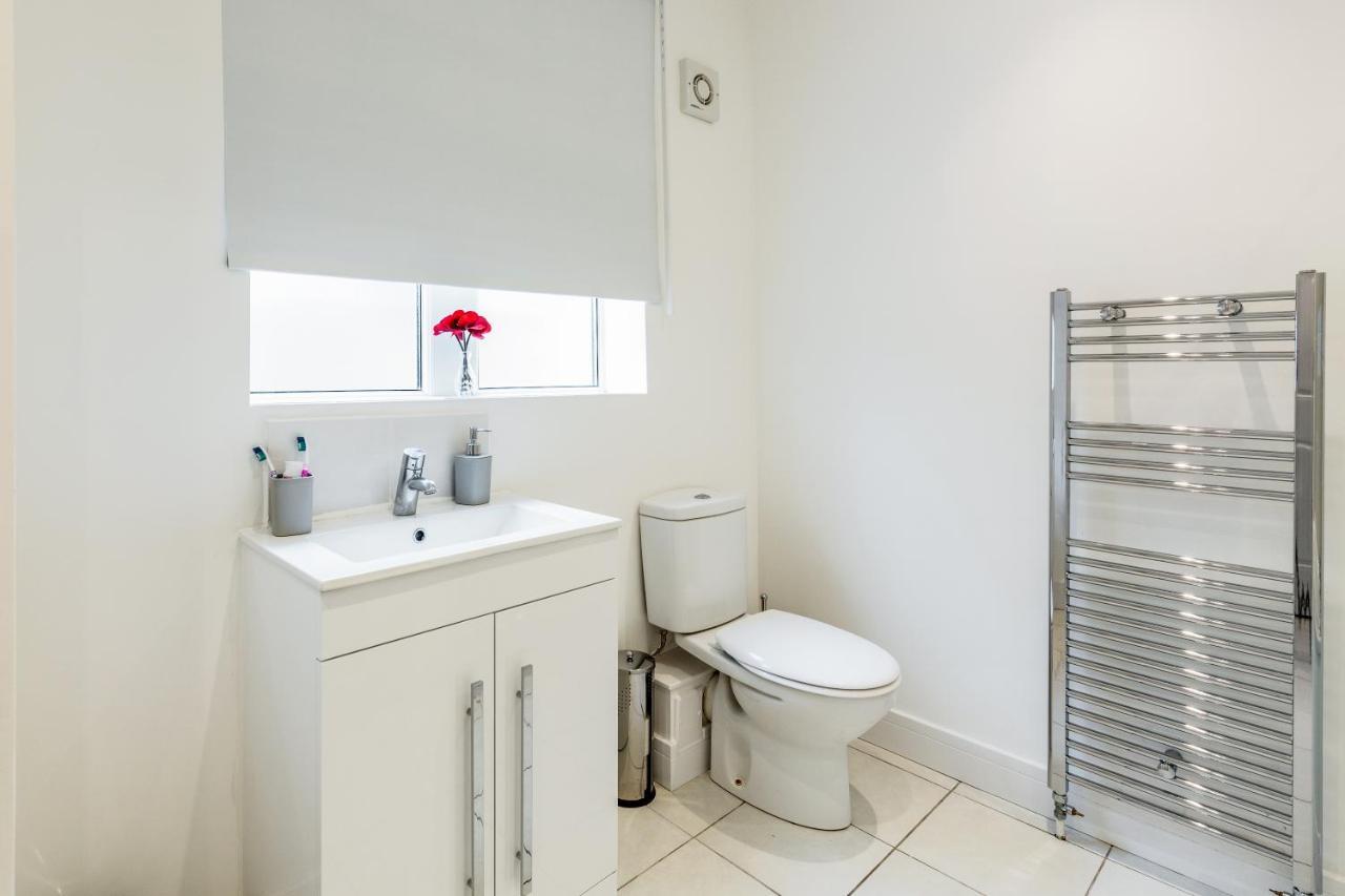 Dartford, Kent - Modern 2Bd 2Bath En-Suite Bungalow M25 Bluewater Exteriér fotografie